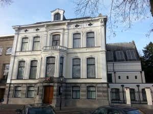 Aartsbisschoppelijk paleis Maliebaan 40