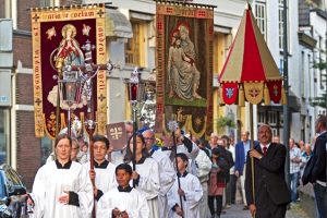 zwolle-mariaprocessie-3