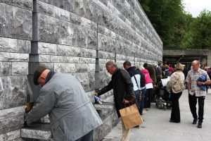 lourdes-bedevaart-kraantjes-kl