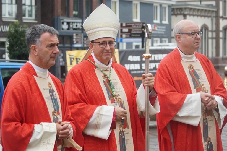 Mgr. Woorts bij jaardag Pro Petri Sede Nederland Aartsbisdom