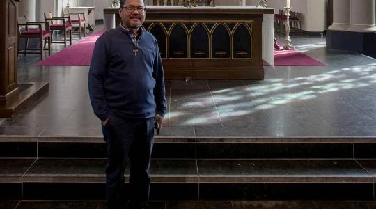 Paus Leo XIV benoemt Dave Capucao tot bisschop