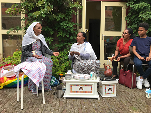 29 Culturele uitwisseling in de Huiskamer