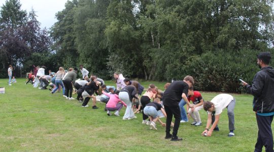 Jubilerend kinderkamp en avontuurlijk tienerkamp