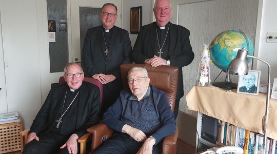 Mgr. De Kok ofm viert 70-jarig priesterjubileum