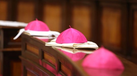 Nederlandse bisschoppen reageren op aanslagen op Joodse instellingen in Rotterdam en Amsterdam