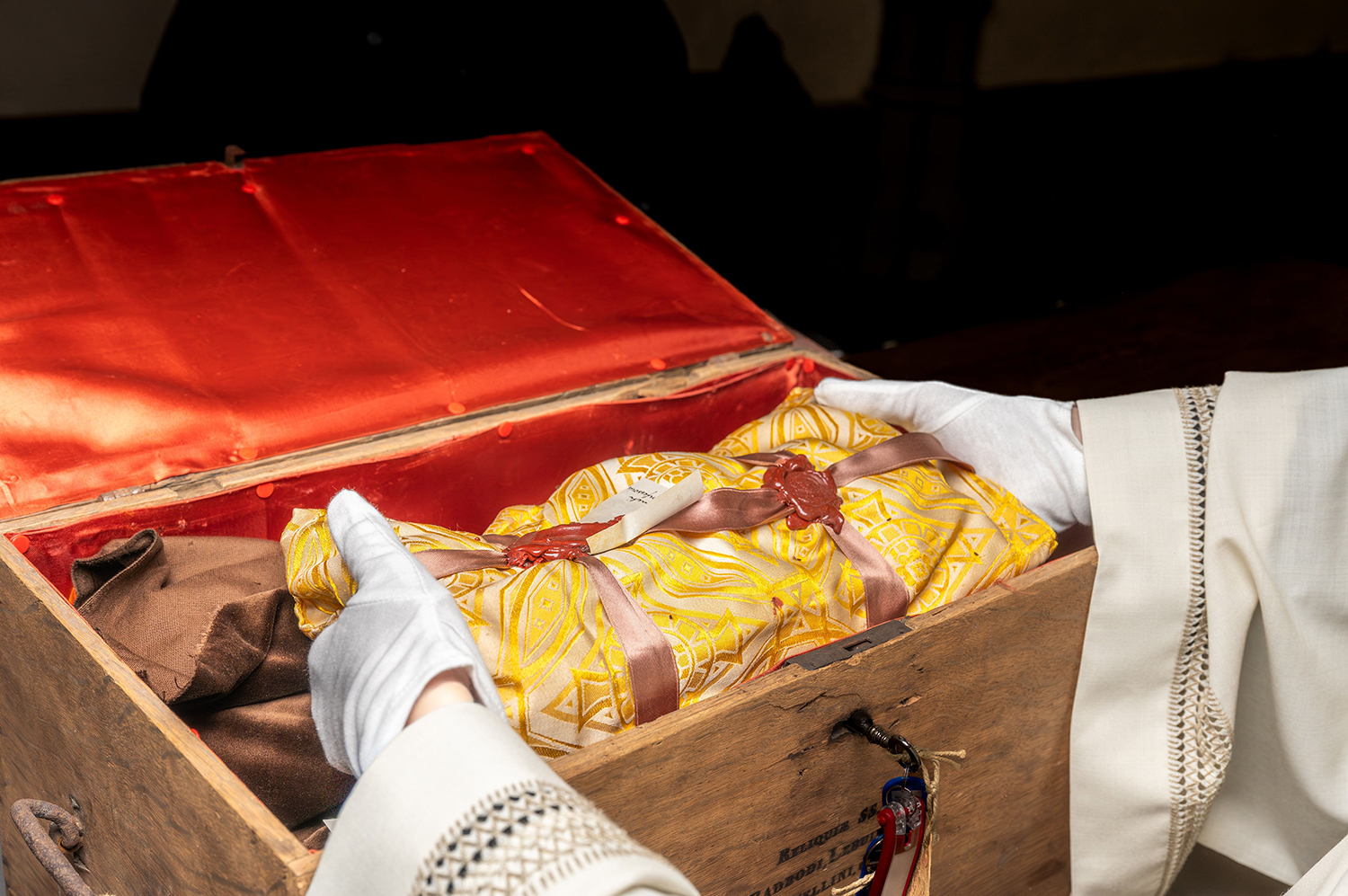 Expositie Deventer relieken in Broederenkerk