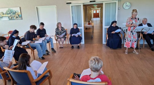 Vijfde zangdag voor de jeugd in klooster Denekamp